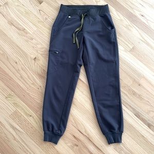 figs women’s zamora scrub joggers